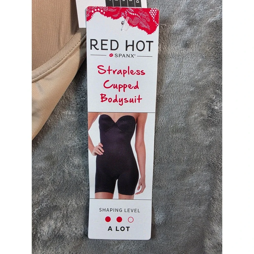 Red Hot Spanx Strapless Cupped Bodysuit Women Medium Beige Shaping Shapewear NWT